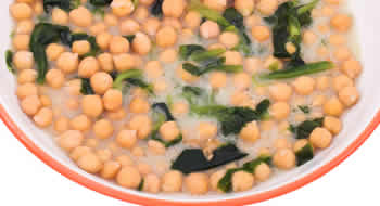 Potaje de garbanzos y romero